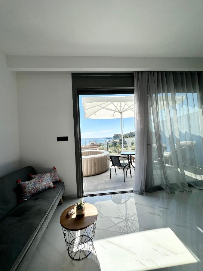 Royal Luxury Studios Archangelos  Exterior foto